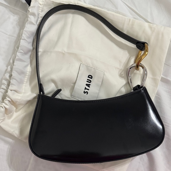 Staud Ollie Bag in black - Picture 6 of 12